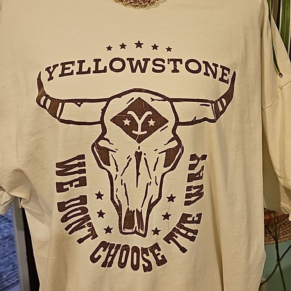 Yellowstone short sleeve unisex t shirt size XXL